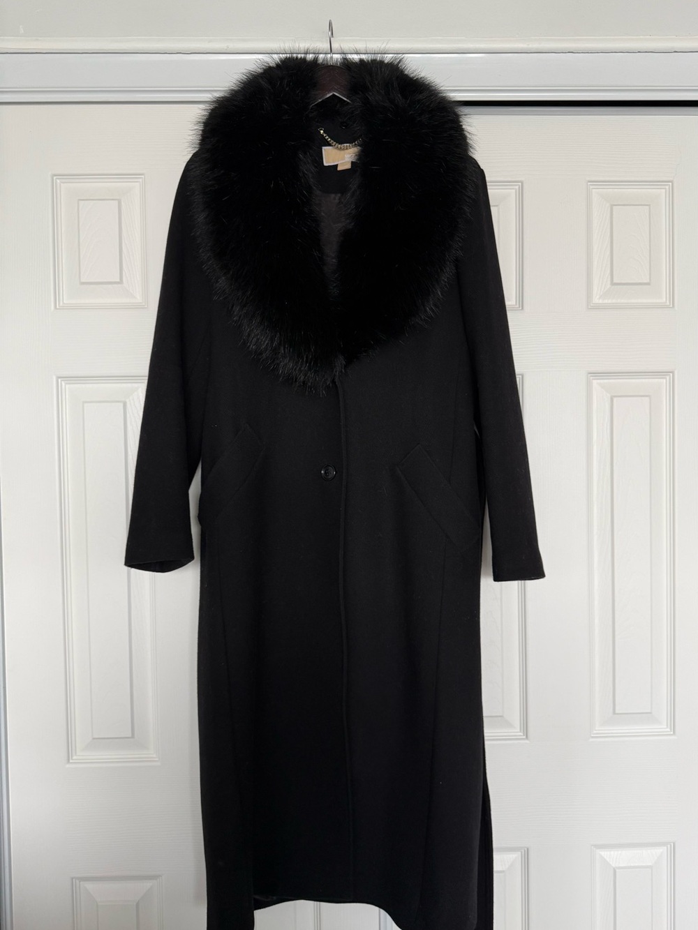 MICHAEL Michael Kors Black Coat with Faux Fur Trim Wool Blend Coat - Picture 3 of 12
